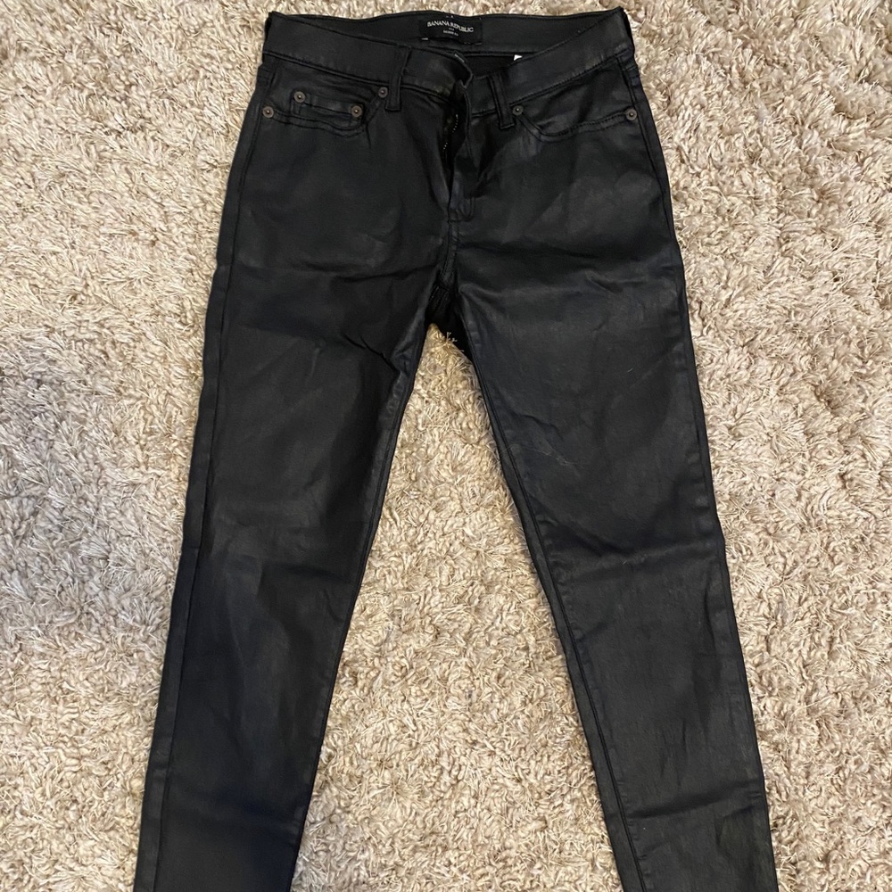 Banana Republic Leather Coated Pants / Size 25/ 0R